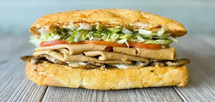Ike's Love & Sandwiches, business photo 3