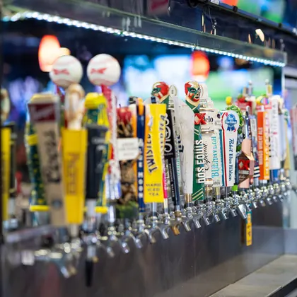 Pitstop Pub Sports Bar & Grill, business photo 2