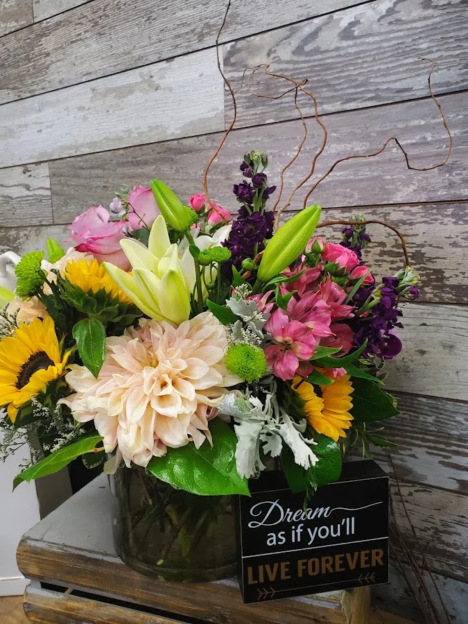 Sun City Florist & Gifts business photo