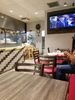 Zesty Shawarma And Grill, business photo 3